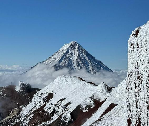 Облёт вулканов Корякский и Авачинский, природный парк «Налычево»
